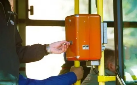 ΟΑΕΔ: Δωρεάν μετακίνηση με λεωφορεία του ΟΑΣΑ