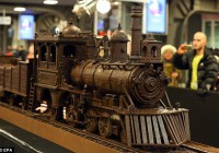 Τρένο φτιαγμένο από... σοκολάτα!