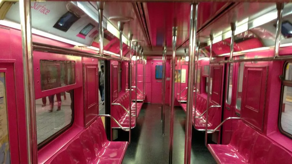 Microsoft | Δημιούργησε ροζ βαγόνι μετρό!