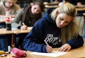 Πανελλαδικές Εξετάσεις 2013 | 130 σχολές  εκτός μηχανογραφικού!