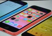 iPhone 5C | Το επίσημο και χρωματιστό του βίντεο!