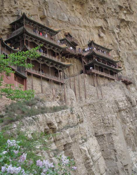 diaforetiko.gr : o datong temple 900 Huffington Post:  Τα πιο ωραία μοναστήρια στον κόσμο