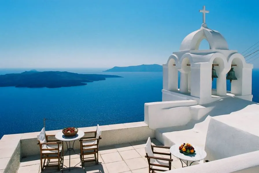 Trivago: Η Ελλάδα είναι ο 4ος πιο φτηνός προορισμός για το Μάιο
