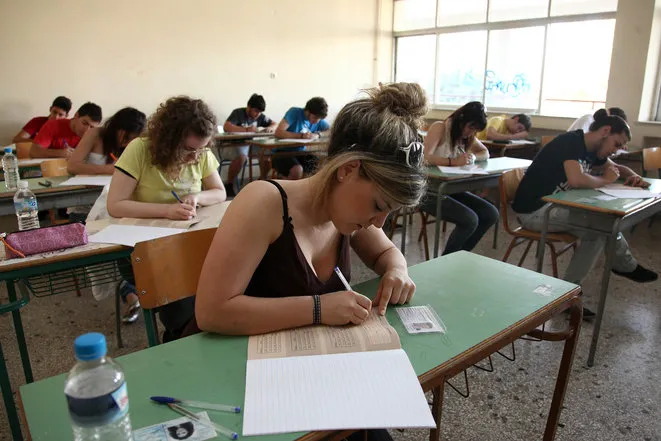 Πανελλήνιες 2015: Λογοτεχνία - Θέματα για εξάσκηση