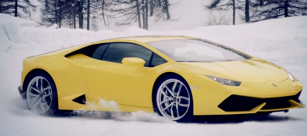 Winter Accademia: Οδηγώντας μια Lamborghini στο χιόνι! 