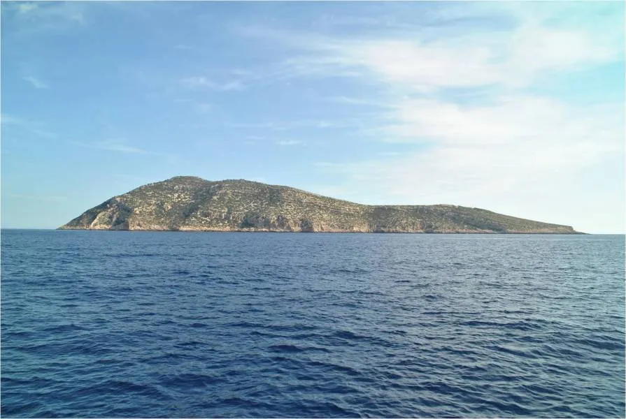 Νησί κοντά στη Νίσυρο αγόρασε ο Johnny Depp