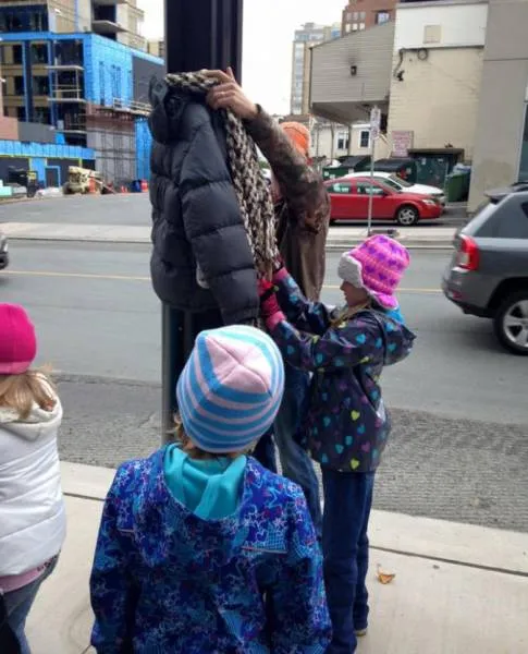 kids-donate-warm-clothes-homeless-winter-canada-2