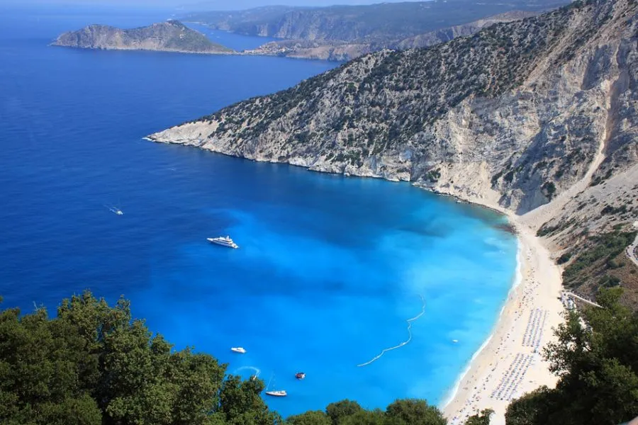 Οι καλύτερες ελληνικές παραλίες για το 2016!