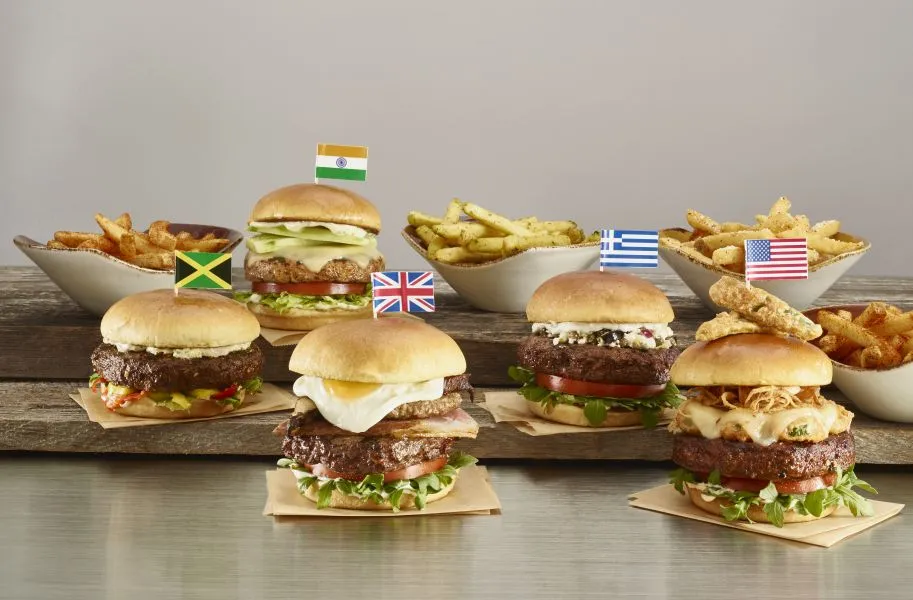 Κερδίστε ένα λαχταριστό World Burger Tour menu στο Hard Rock Cafe!