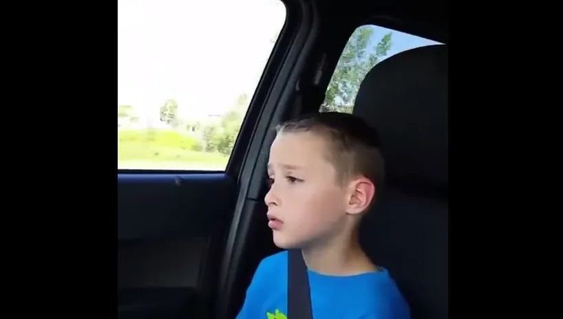 Viral: 6χρονος τραγουδάει Παντελή Παντελίδη με τον πιο γλυκό τρόπο!