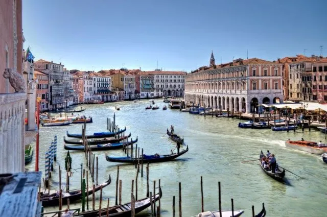 Hotel_Ca_Sagredo_-_Grand_Canal_-_Venice_Italy_Venezia_-_photo_by_gnuckx_and_HDR_processing_by_Mike_G._K._(4715151316)