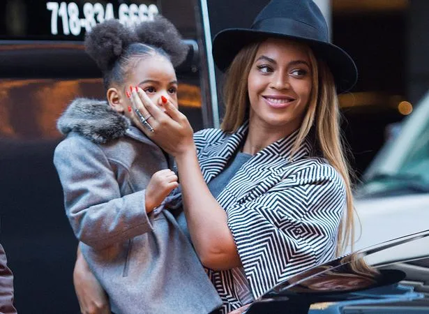 H απίστευτη ομοιότητα της Beyoncé με την κόρη της!