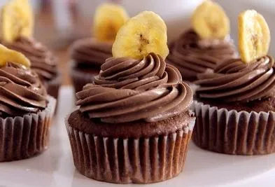 Φτιάξε τα πιο λαχταριστά cupcakes με νουτέλα και μπανάνα!