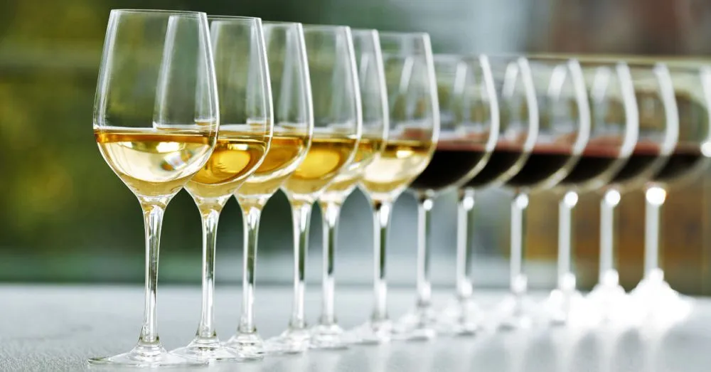 Τι ρόλο παίζει το χρώμα του κρασιού που πίνουμε στην υγεία μας;