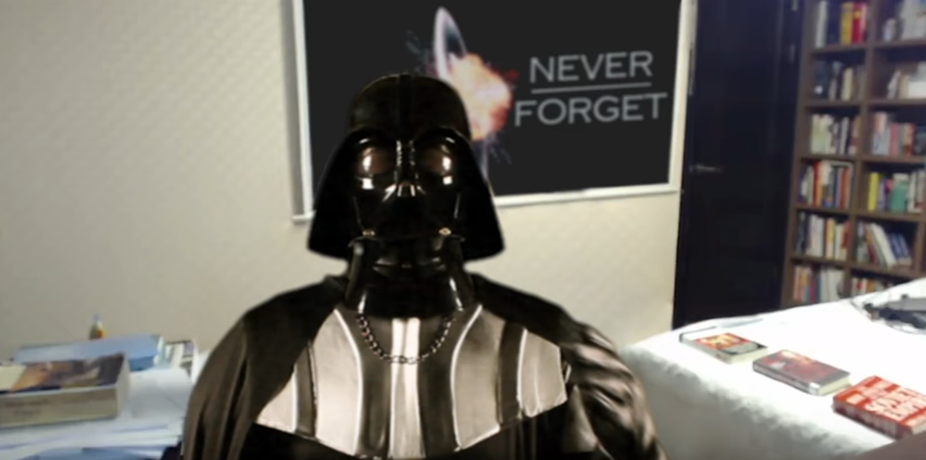 Ta droids διακόπτουν την συνέντευξη του Darth Vader! (βίντεο)