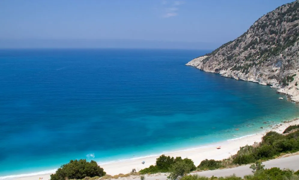 Ελληνικές ακτές: Στις πρώτες θέσεις παγκοσμίως σύμφωνα με νέα έρευνα!