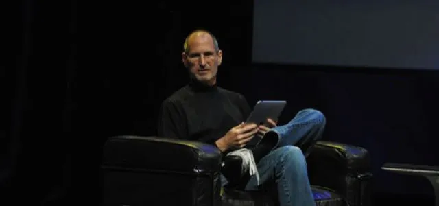 Apple iPad! Μόλις παρουσιάστηκε από τον Steve Jobs!