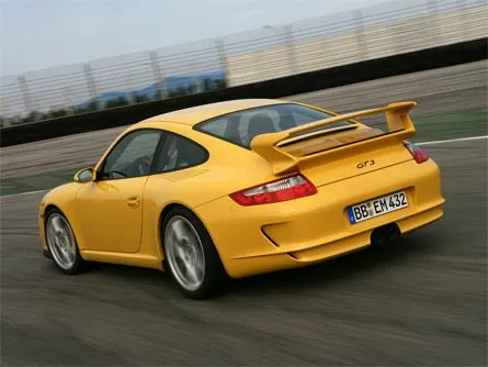 Ελεύθερη πτώση για το Porsche στο Βερολίνο!