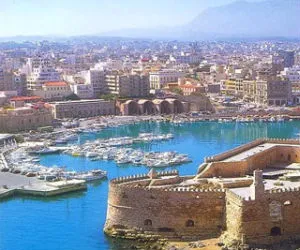 Καλοκαιρινοί Προορισμοί | Διακοπές στο Ν. Ηρακλείου (Κρήτη)