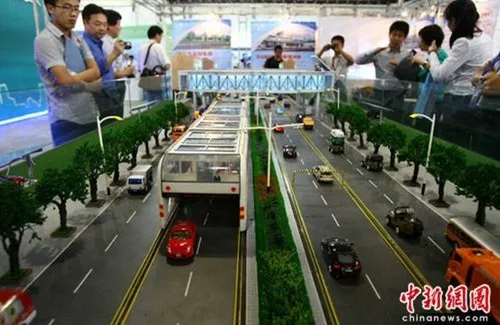 Το λεωφορείο του μέλλοντος, στη Κίνα