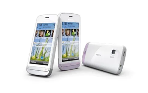 Nokia C5-03: Με οθόνη αφής, 3G και WiFi στα 170 ευρώ