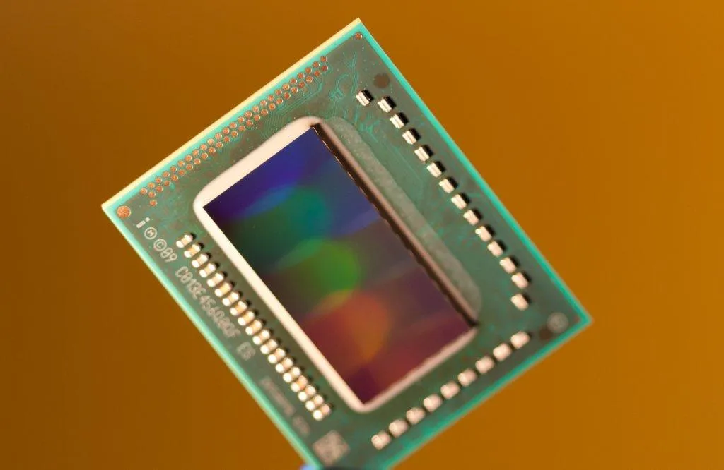 Νέοι πανίσχυροι επεξεργαστές από την Intel 