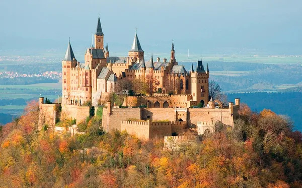 Το Hohenzollern Castle στην Γερμανία.