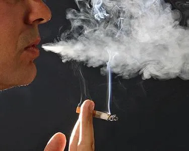 Έρευνα | Το κάπνισμα προκαλεί εγκεφαλικές βλάβες