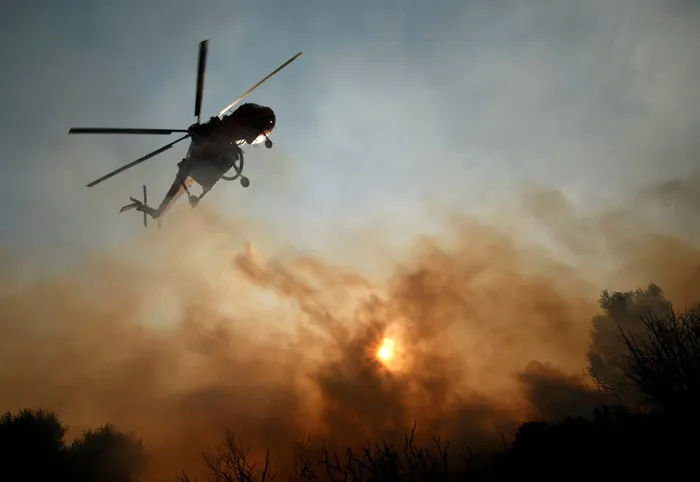 Χανιά | Μαίνεται η πυρκαγιά στον Κίσσαμο