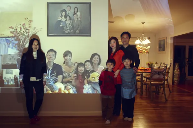 Οικογενειακές φωτογραφίες με τη βοήθεια του Skype!