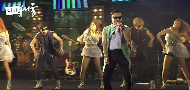 PSY Concert LIVE | Δείτε το ζωντανά στο Neolaia.gr!