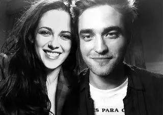 Robert Pattinson | Ανέβασε φωτογραφία με την Kristen Stewart!