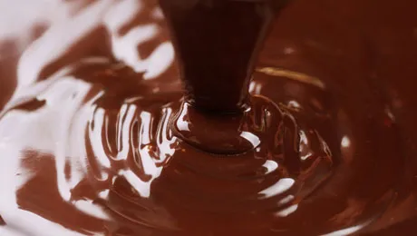 6 απίστευτα facts για τη σοκολάτα που μάλλον δεν γνώριζες!