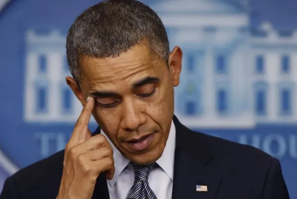 Τα δάκρυα του Ομπάμα για το μακελειό [video]