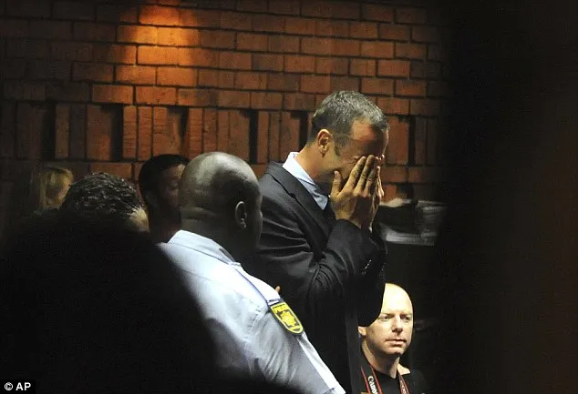 Pistorius | Νέα στοιχεία για τη δολοφονία της συντρόφου του