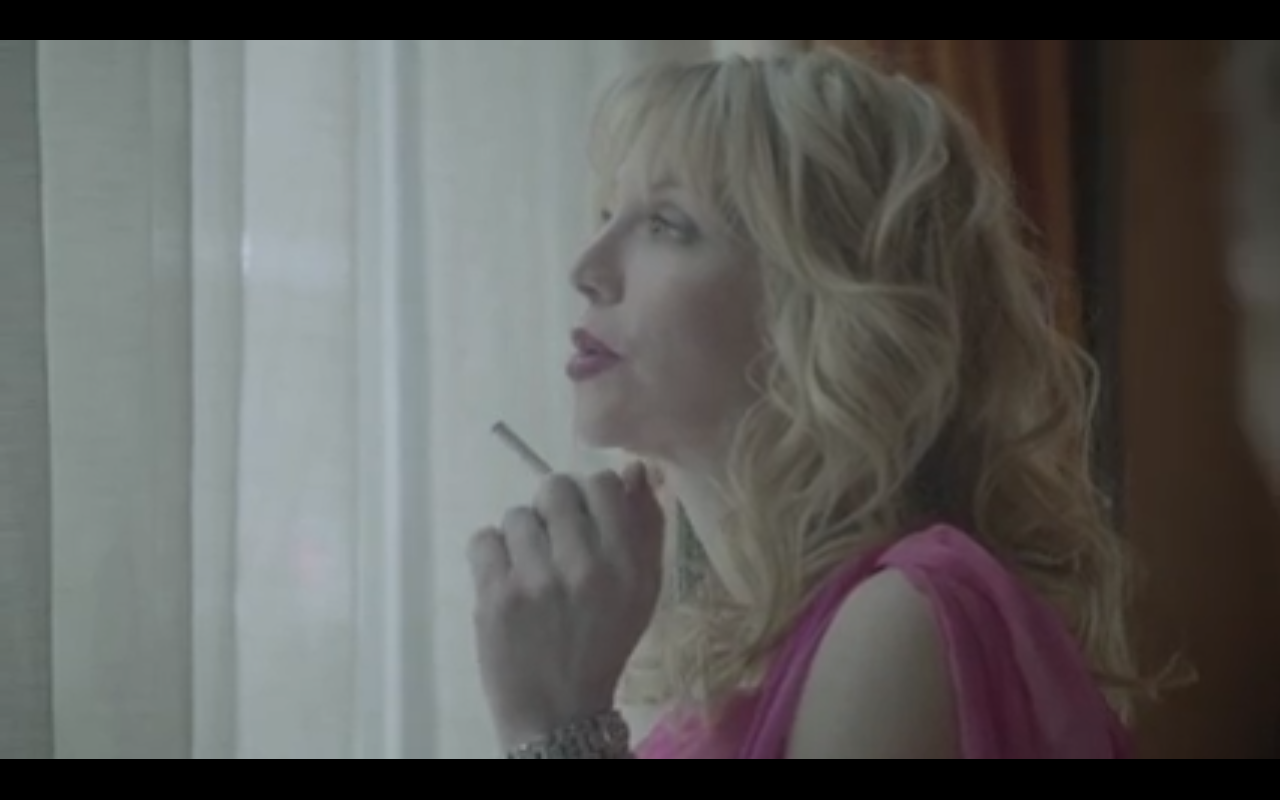 Η Courtney Love σε διαφήμιση ηλεκτρονικού τσιγάρου