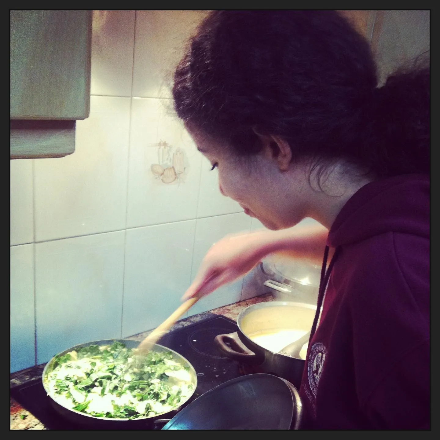 DIY | Food Edition | Σπανάκι με αυγά και λουκάνικα! 