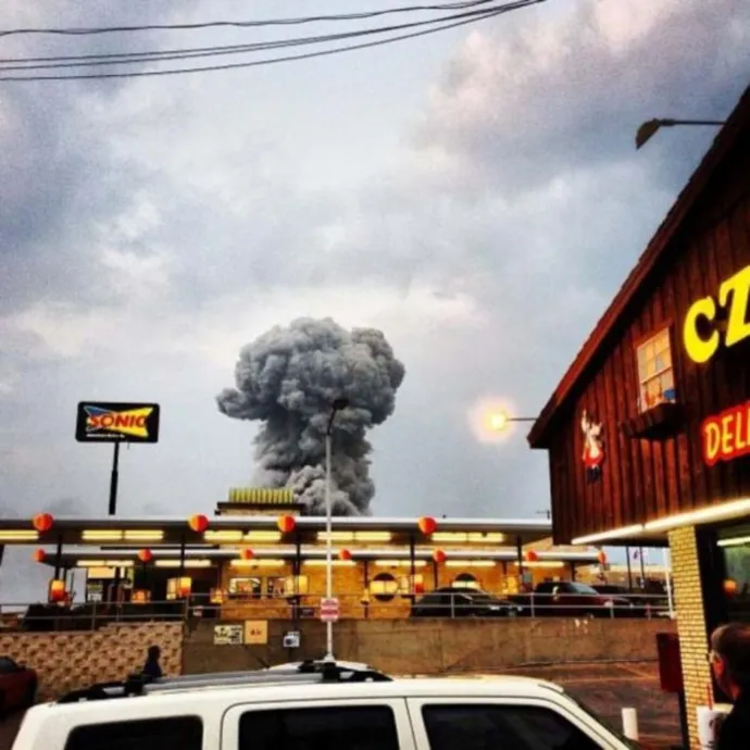 Τέξας | Τραγωδία μετά από έκρηξη σε εργοστάσιο λιπασμάτων 