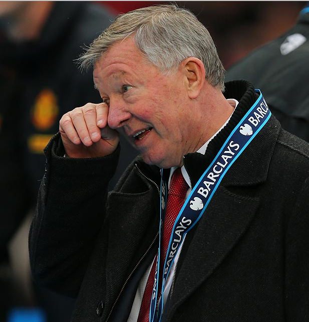 Sir Alex Ferguson | Τα δάκρυα στο τελευταίο παιχνίδι! [photos]