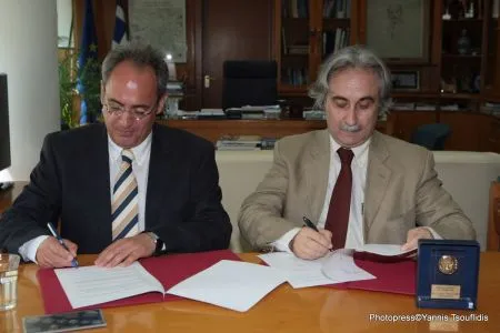 Επίσημα συνεργασία ΑΠΘ - Πανεπιστήμιο Κύπρου