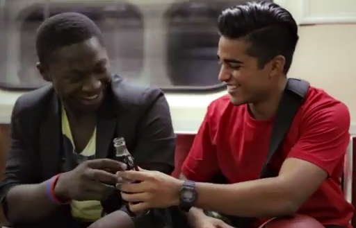 Coca-Cola | Η πιο χαμογελαστή διαφήμιση έβερ! [video] 