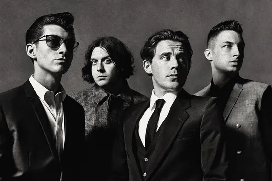 Arctic Monkeys: 5 λόγοι που είναι στην μόδα 
