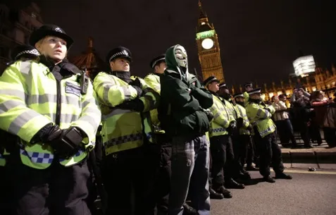 Λονδίνο | Η πορεία των Anonymous