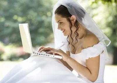 having-an-online-wedding