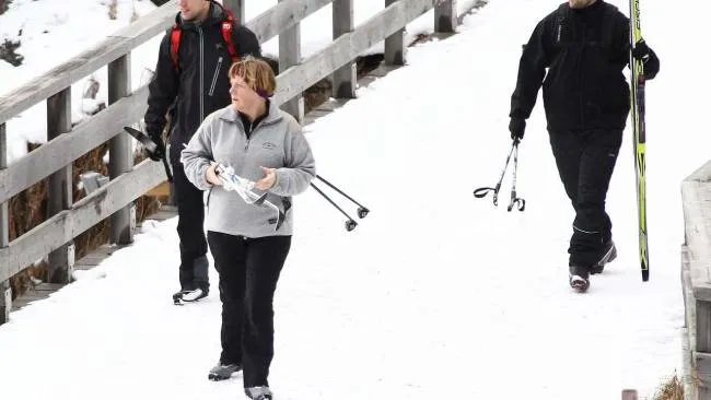 Στο νοσοκομείο η Merkel! Έπεσε ενώ έκανε σκι στην Ελβετία!
