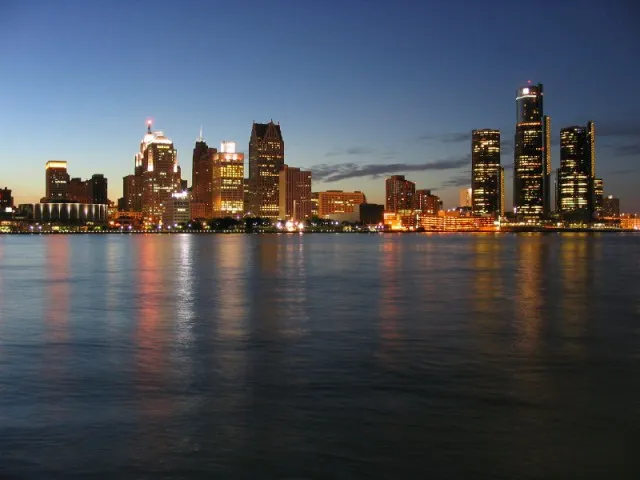 #5 Detroit Skyline