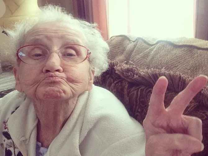 Η γιαγιά με τους 270K followers στο Instagram