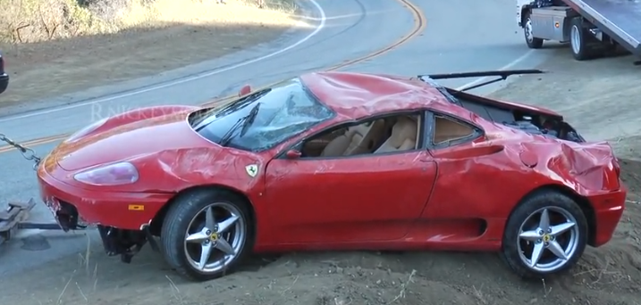 Πόσο εύκολα μπορείς να καταστρέψεις μια Ferrari 360 Modena; 