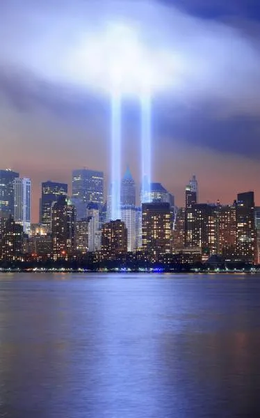 Συγκινητικές φωτογραφίες από την επέτειο της 11ης Σεπτεμβρίου