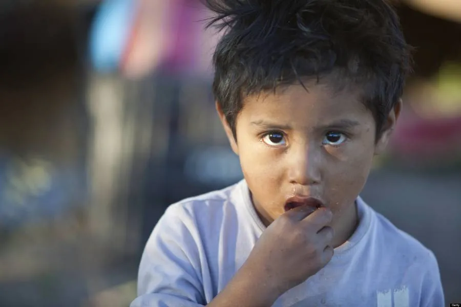 Unicef: Έμπολα και πόλεμος αφήνουν 30 εκατομμύρια παιδιά εκτός σχολείου